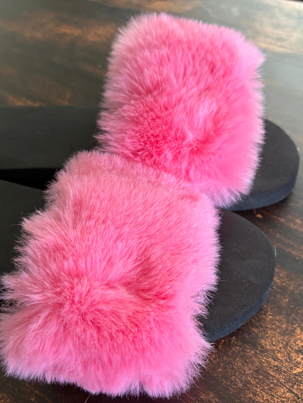 Plush Pink Faux Fur Slide Slippers - Women's Cozy Slip-Ons